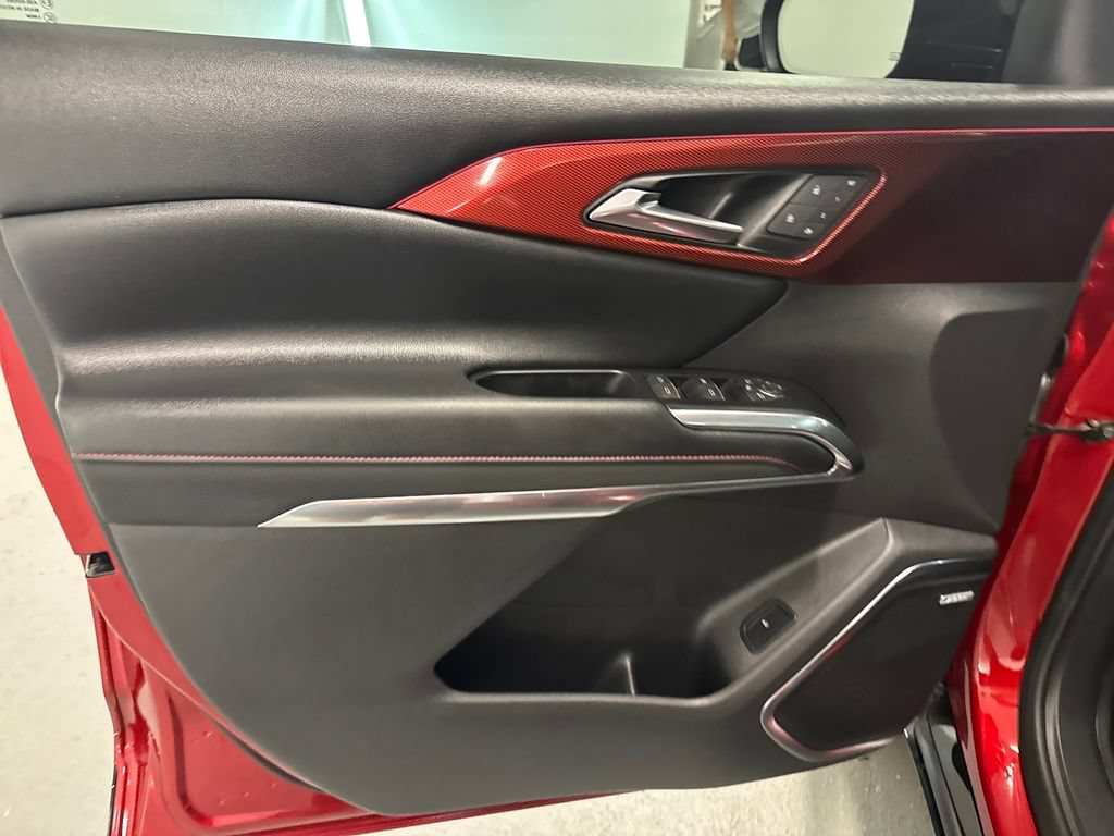Used 2024 Chevrolet Traverse RS w/ LPO, Floor Liner Package FWD image 11