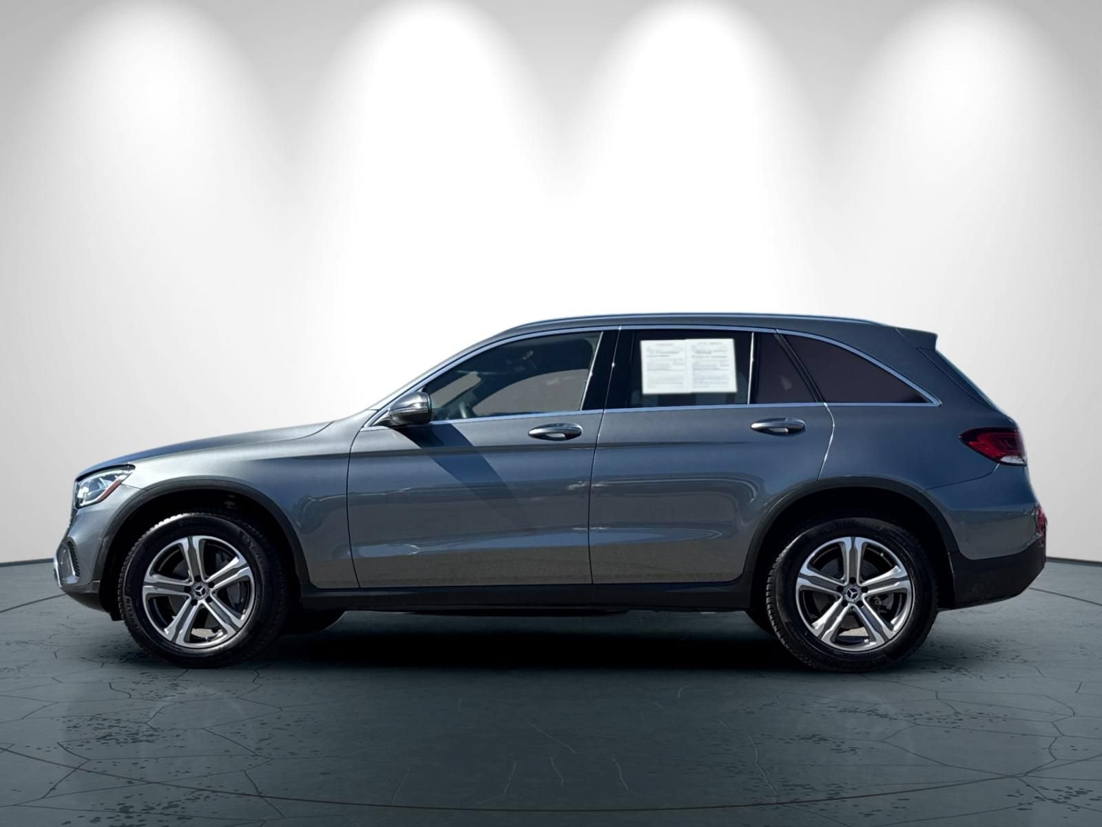Used 2020 Mercedes-Benz GLC 300 4MATIC image 7