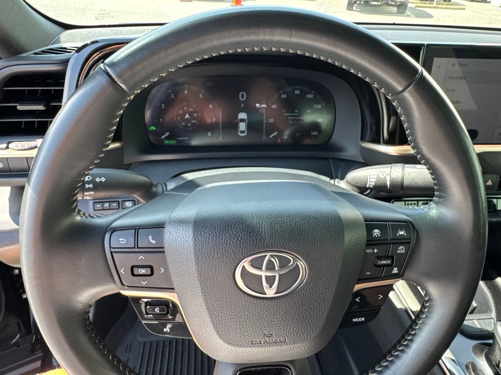 Used 2024 Toyota Crown AWD/4WD image 31