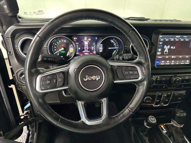 Used 2022 Jeep Wrangler Unlimited Sahara w/ Cold Weather Group image 14