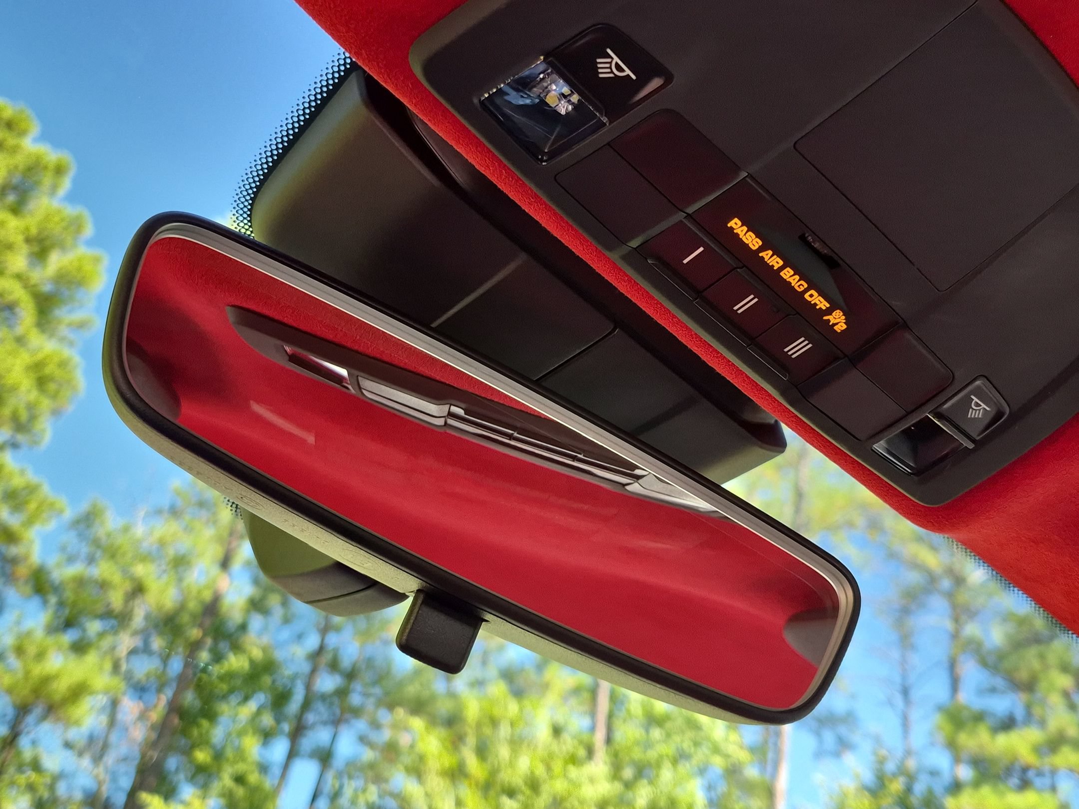 Certified 2018 Porsche 911 GT2 RS RWD image 17