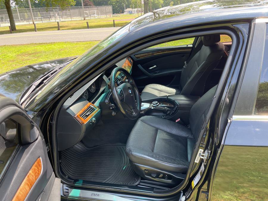 Used 2008 BMW 528xi Sedan image 29