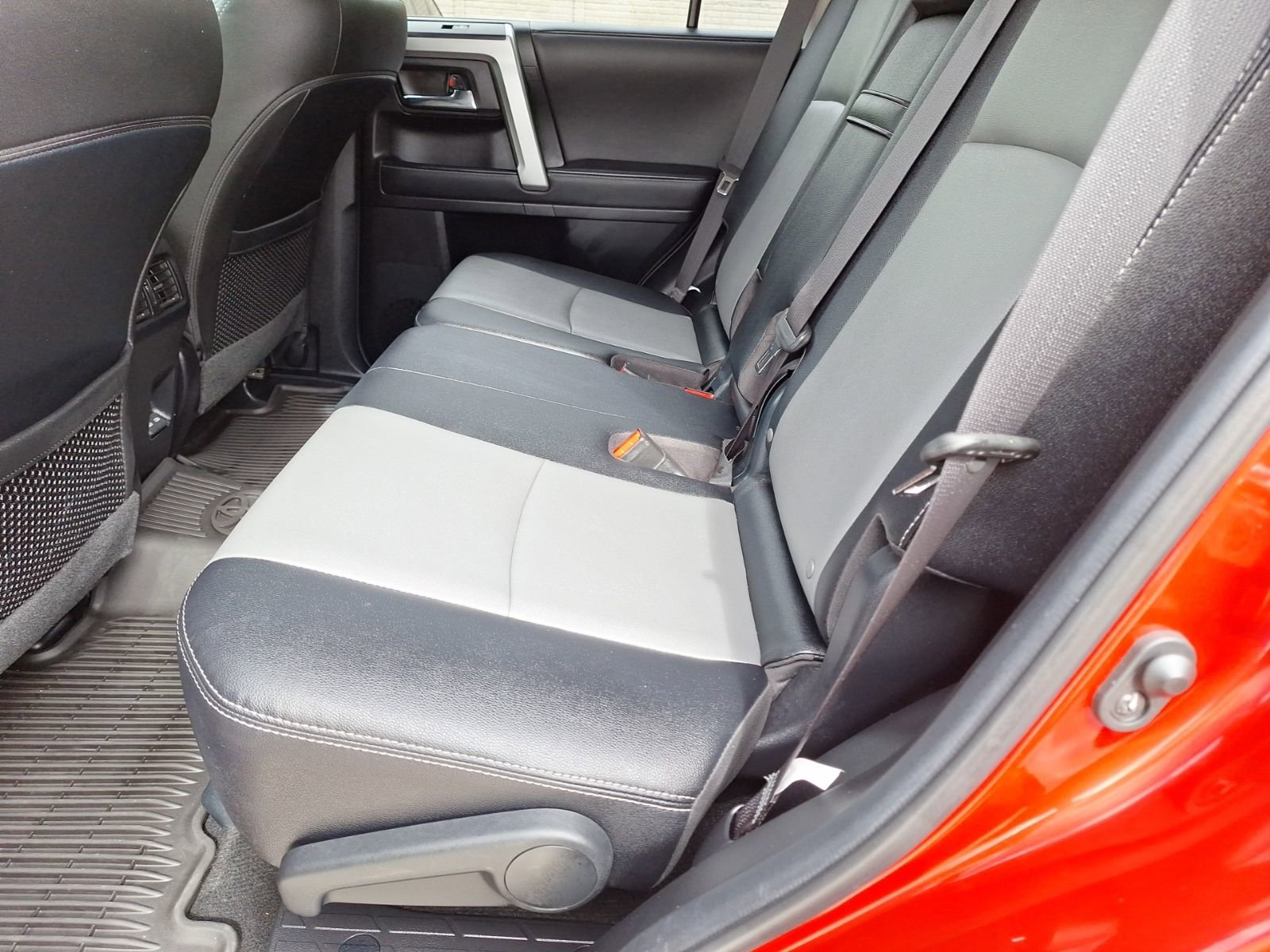 Used 2024 Toyota 4Runner SR5 Premium w/ Moonroof Package image 30