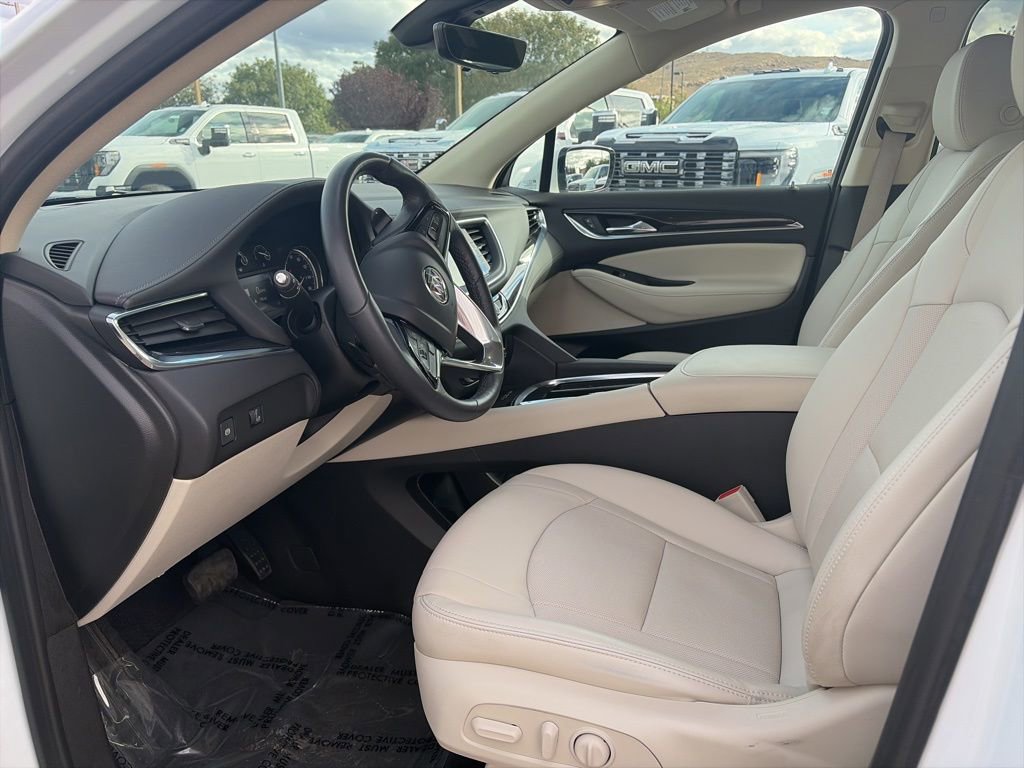 Used 2024 Buick Enclave Essence w/ Experience Buick Package image 9