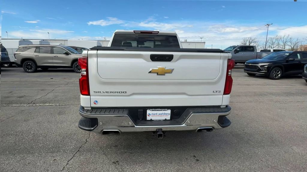 Used 2023 Chevrolet Silverado 1500 LTZ w/ LTZ Premium Package image 7