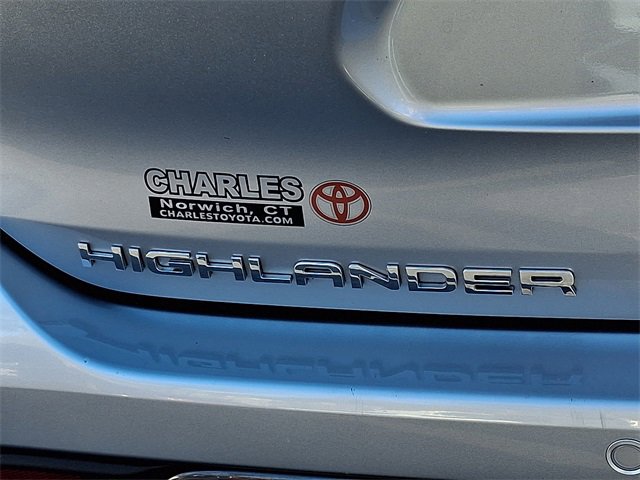 Used 2024 Toyota Highlander Limited image 33