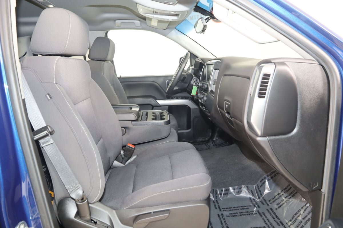Used 2019 Chevrolet Silverado 1500 LT w/ All Star Edition AWD/4WD image 11