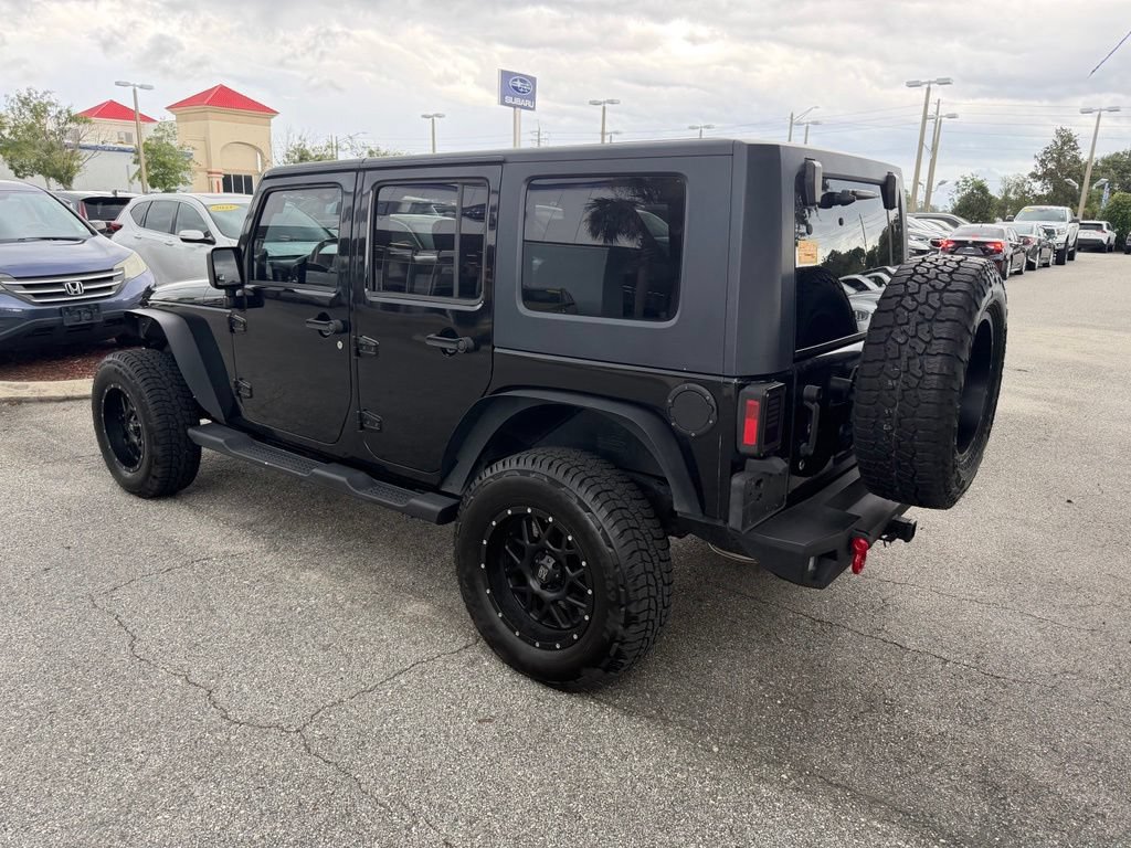 Used 2010 Jeep Wrangler Unlimited Sport AWD/4WD image 7