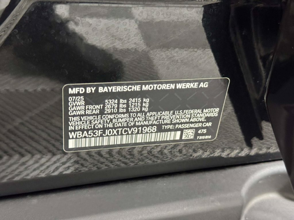 Used 2026 BMW 530i xDrive AWD/4WD image 32