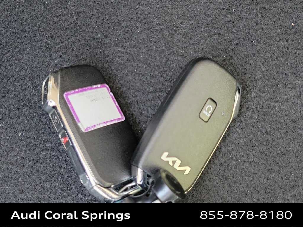 Used 2023 Kia Sorento S w/ Panoramic Sunroof Package FWD image 28