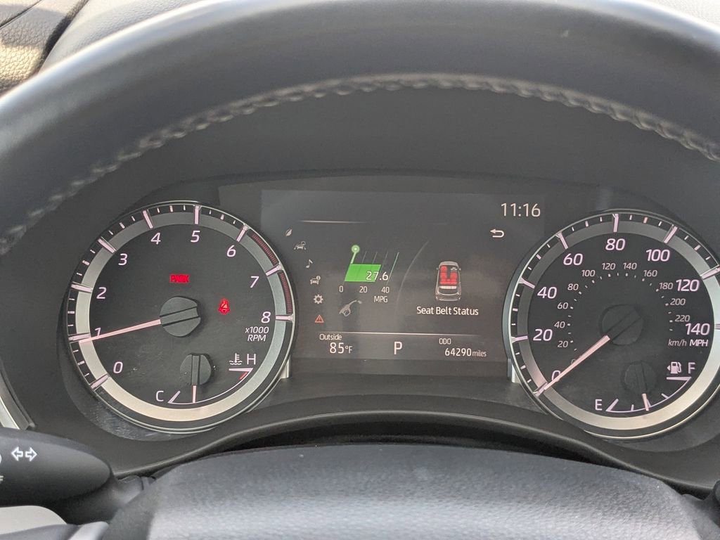 Used 2023 Toyota Highlander XLE image 26