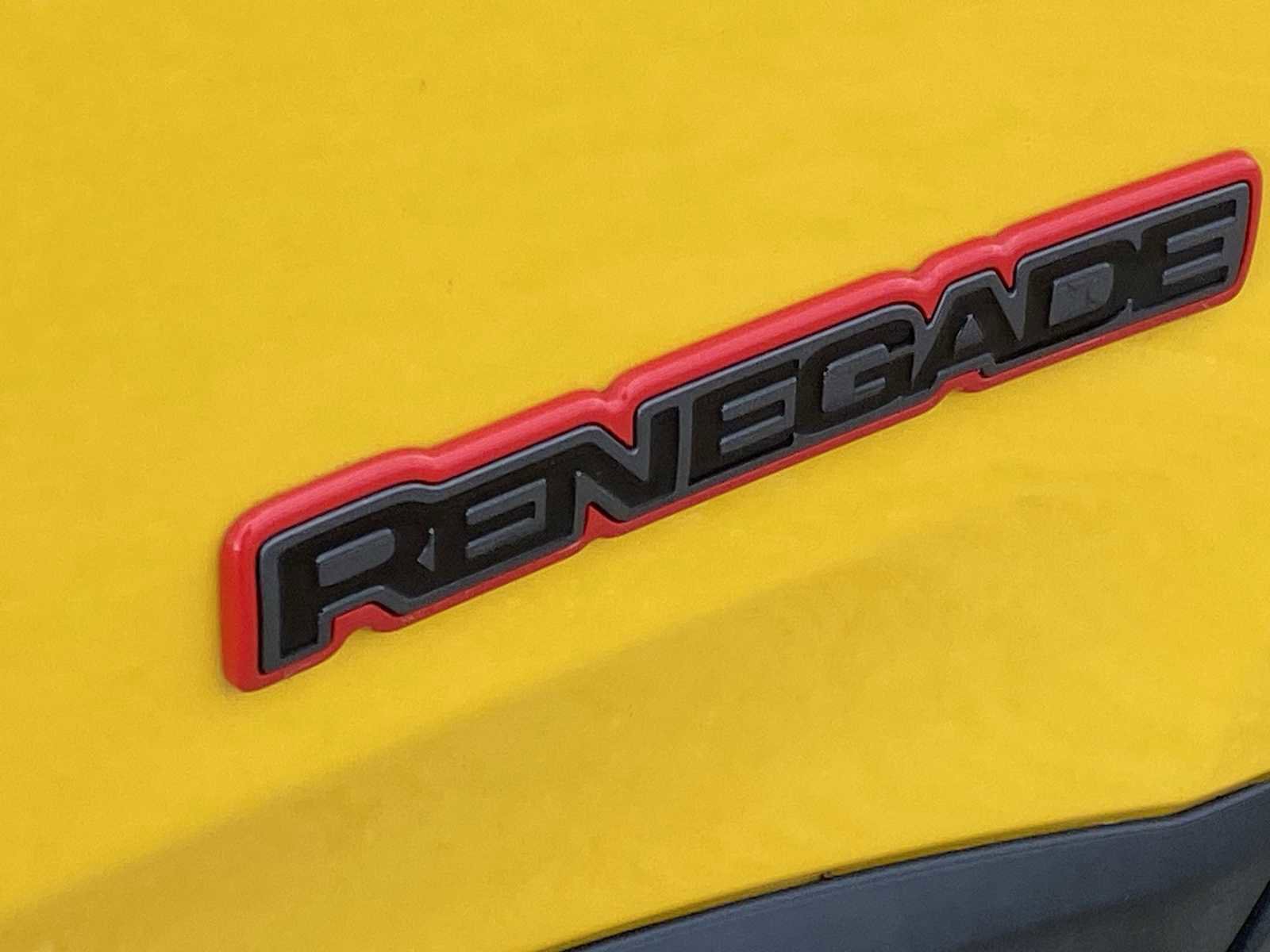 Used 2023 Jeep Renegade Trailhawk image 15
