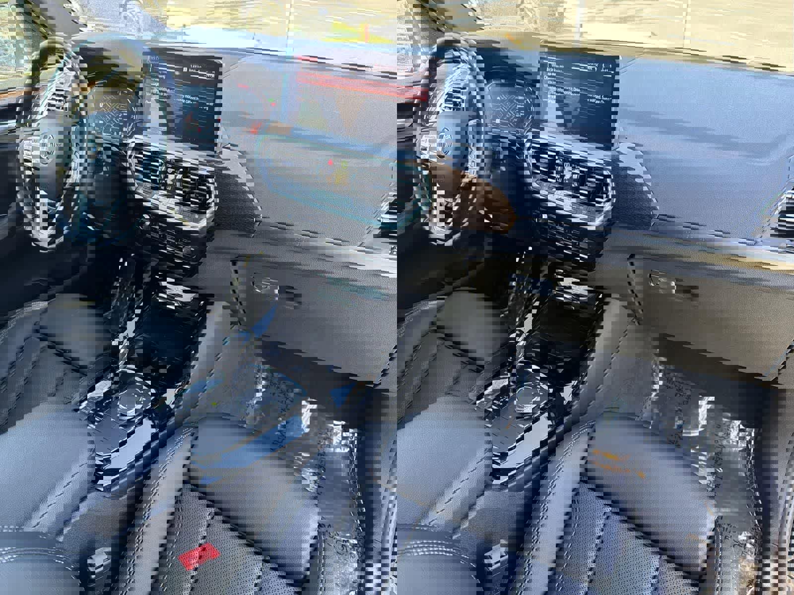 Used 2023 BMW X3 sDrive30i w/ Premium Package image 33