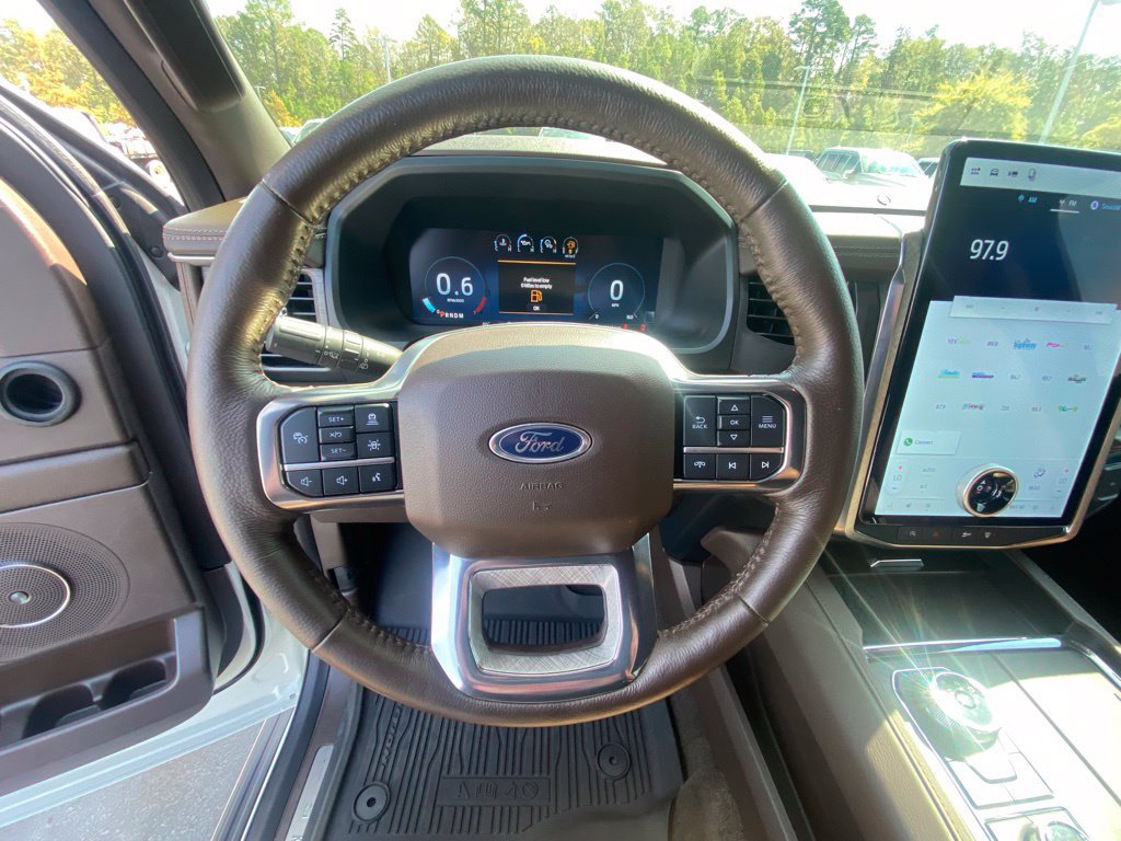 Certified 2024 Ford Expedition King Ranch AWD/4WD image 5