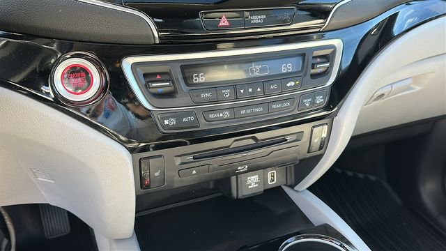 Used 2021 Honda Pilot Touring image 18