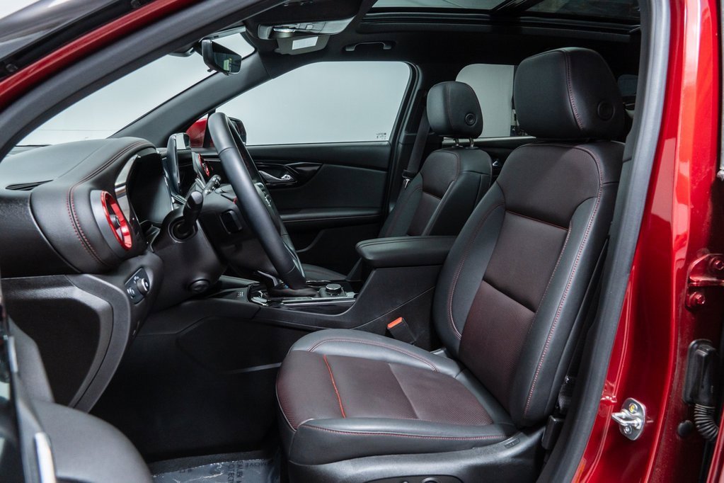 Used 2025 Chevrolet Blazer RS w/ Driver Confidence II Package image 5