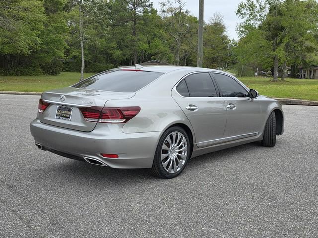 Used 2016 Lexus LS 460 w/ Comfort Package image 5