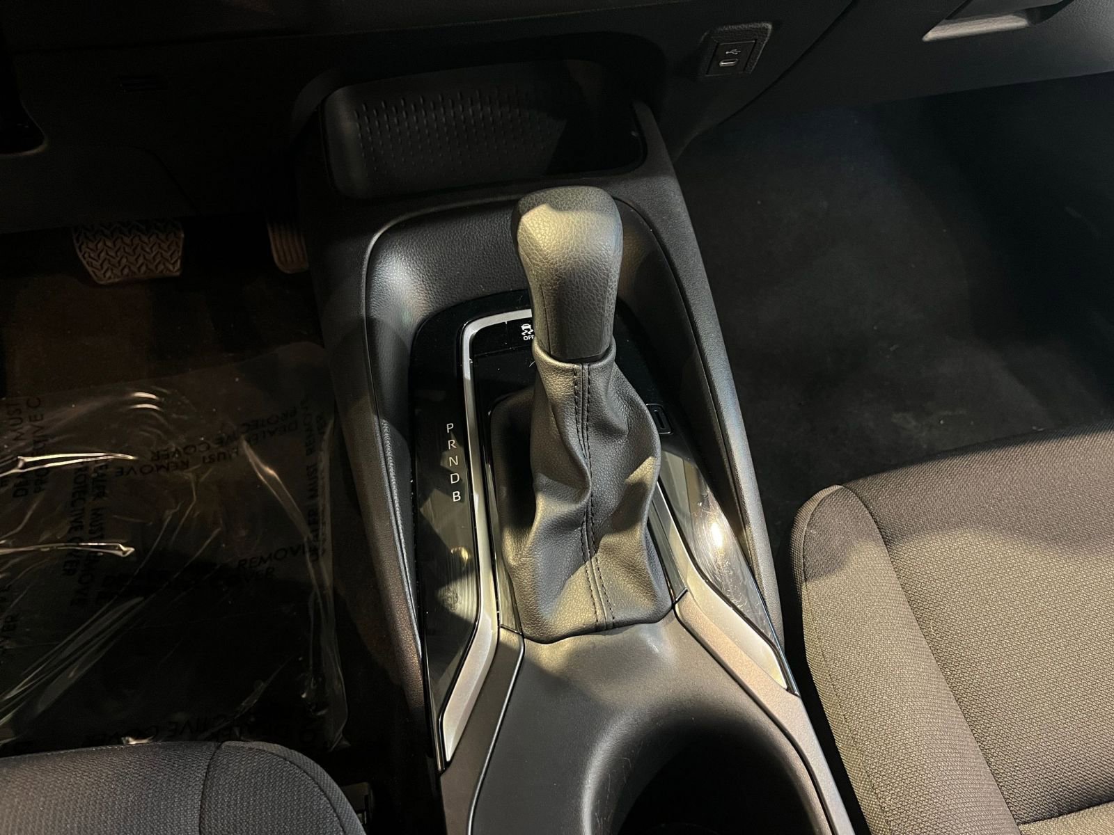 Used 2025 Toyota Corolla LE image 41