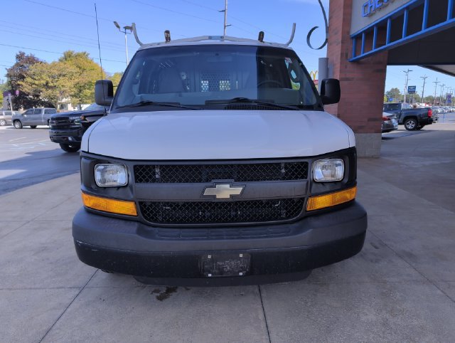 Used 2016 Chevrolet Express 2500 RWD image 9