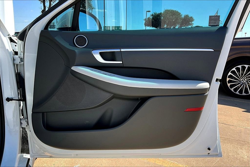 New 2025 Hyundai Sonata SE image 19