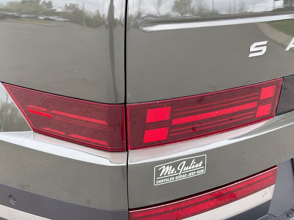 Used 2025 Hyundai Santa Fe Limited image 11