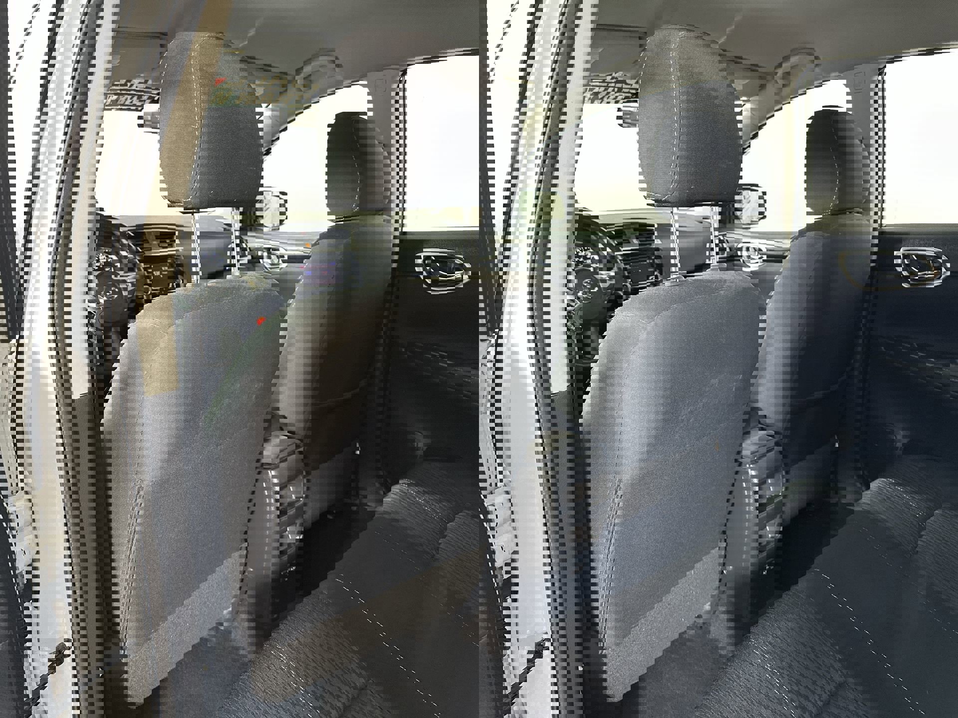 Used 2018 Nissan Sentra SV image 27