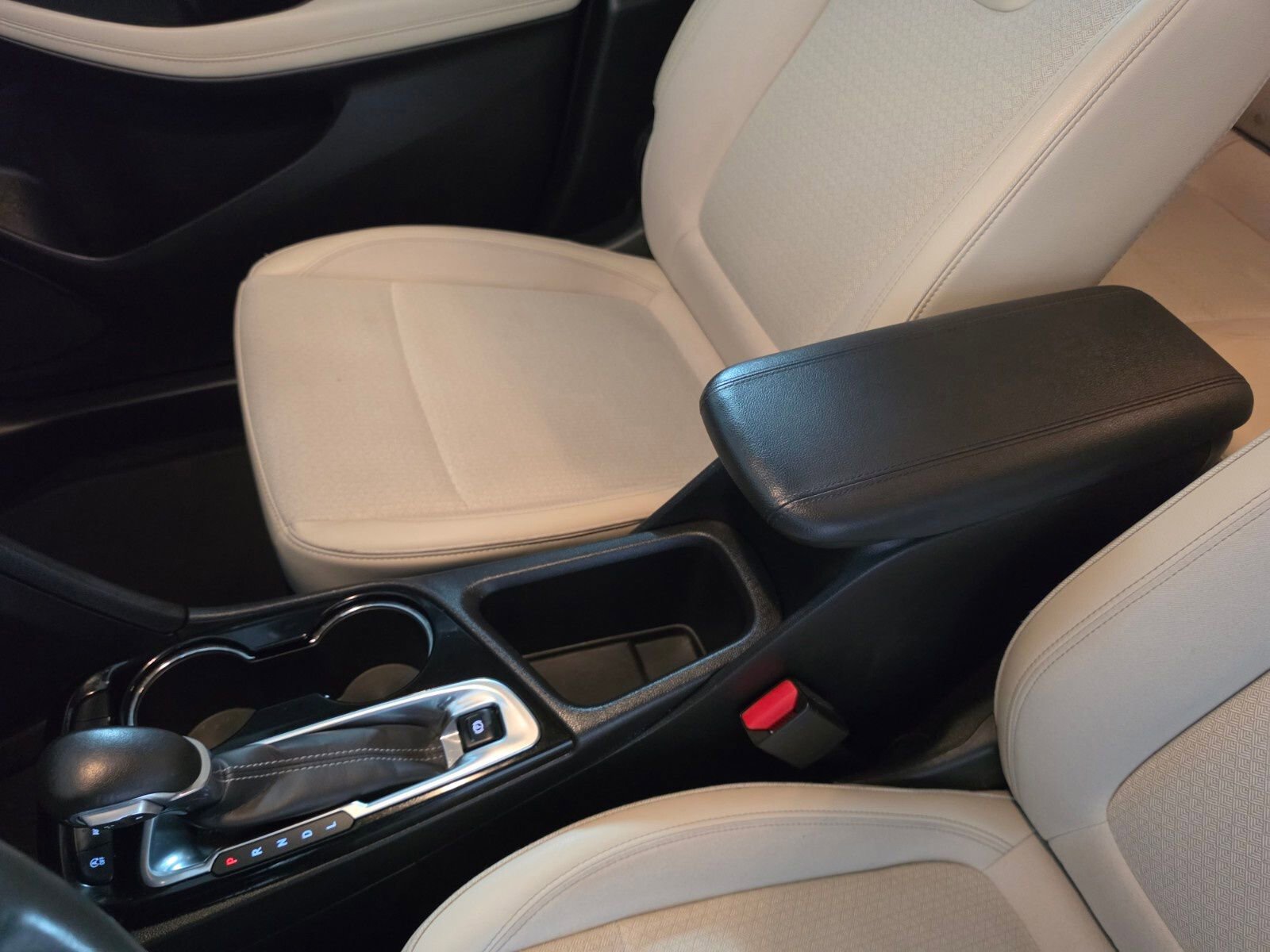 Used 2022 Buick Encore GX Preferred image 34