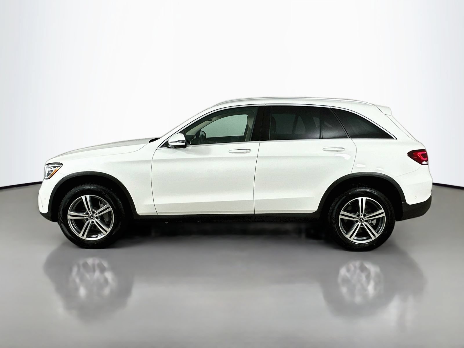 Used 2022 Mercedes-Benz GLC 300 4MATIC image 8