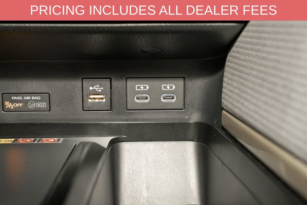 Used 2026 Toyota Camry SE w/ Convenience Package FWD image 14