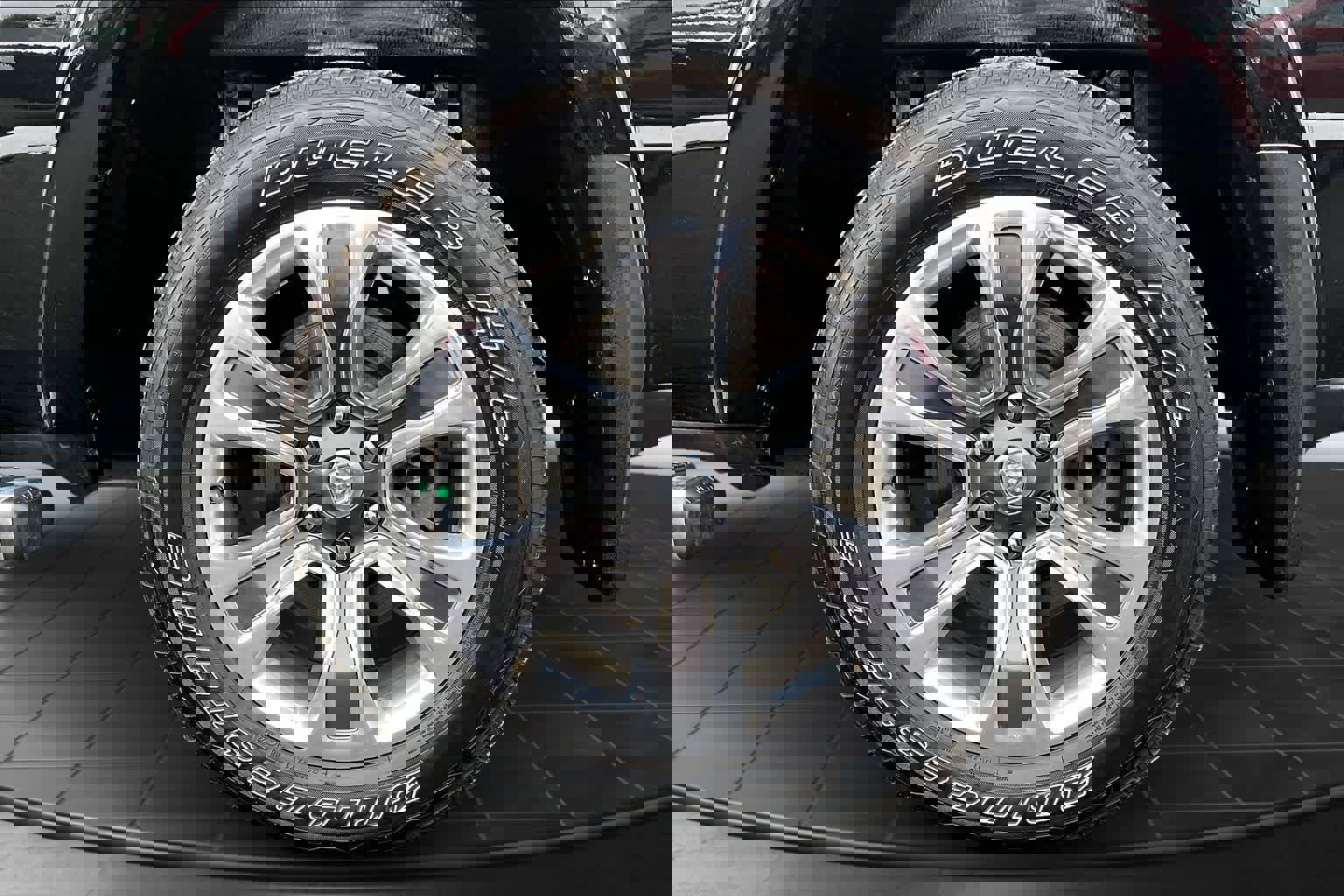 Used 2022 RAM 1500 Limited w/ Body-Colour Bumper Group image 35