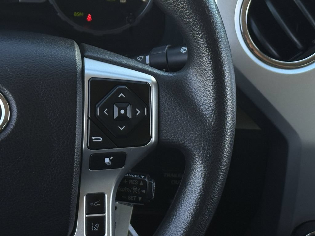 Used 2021 Toyota Tundra SR5 AWD/4WD image 17