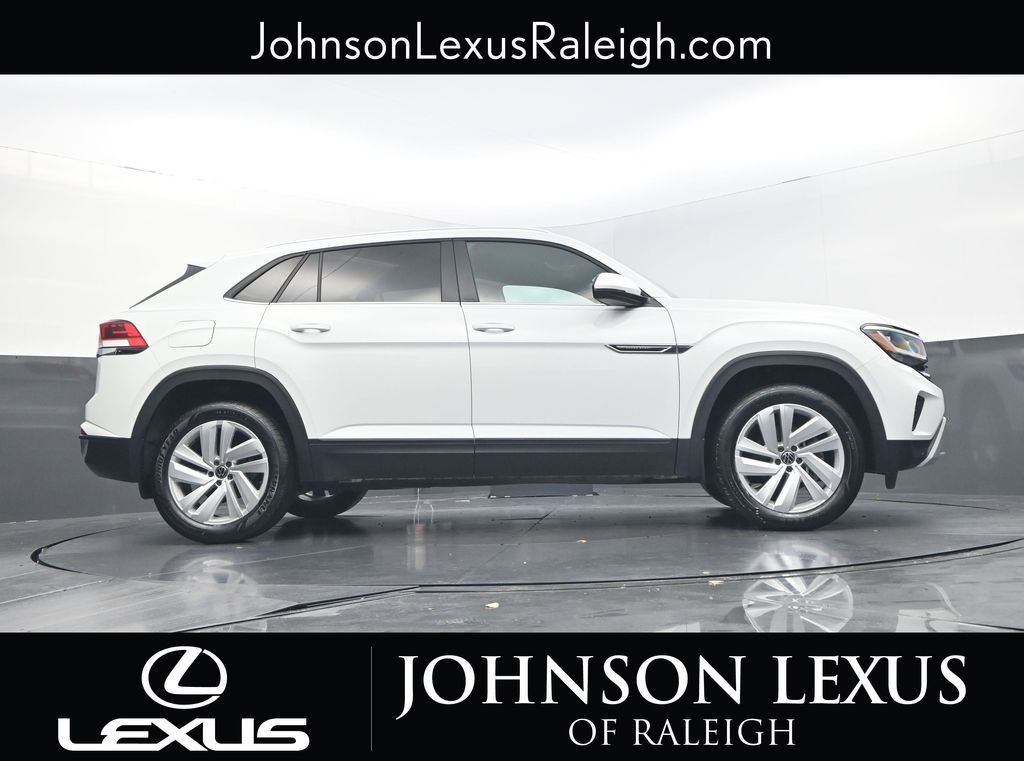 Used 2023 Volkswagen Atlas Cross Sport SE image 21