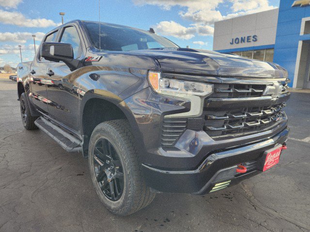 Used 2023 Chevrolet Silverado 1500 LT Trail Boss w/ LT Trail Boss Premium Package image 7