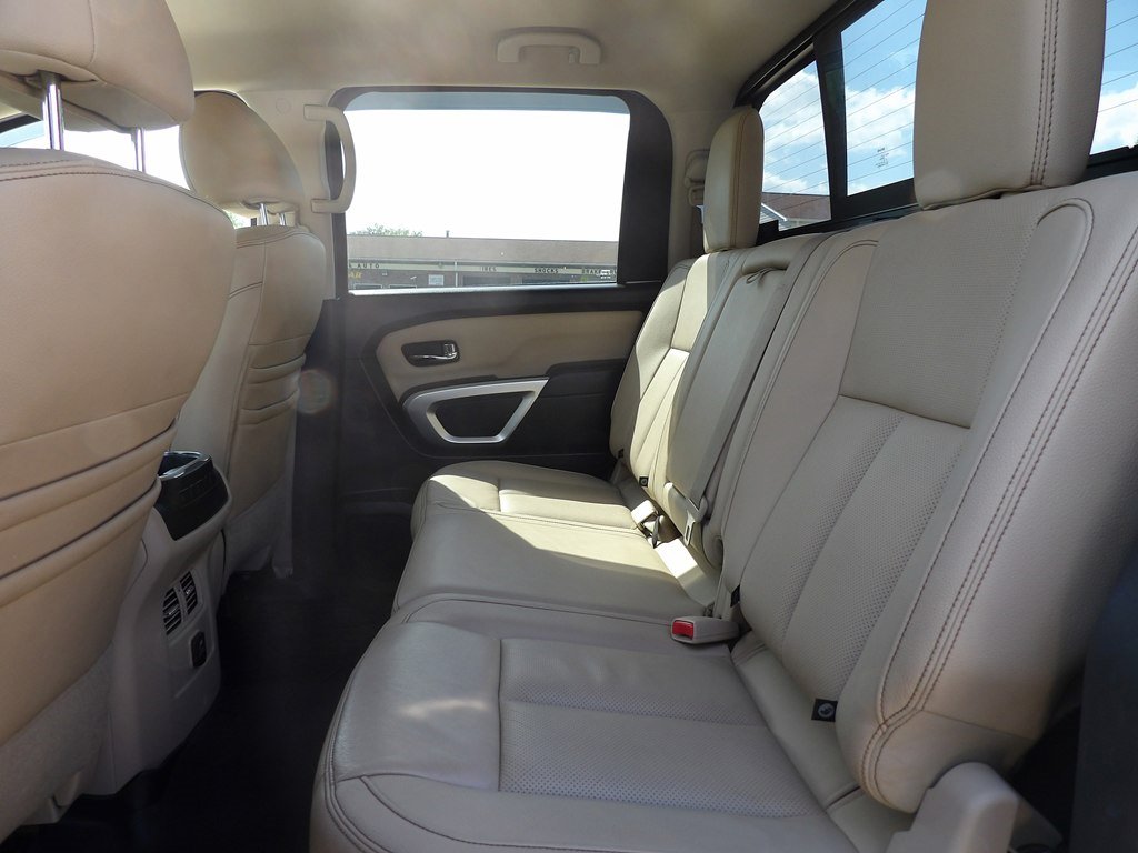 Used 2017 Nissan Titan SL w/ Chrome Package image 30