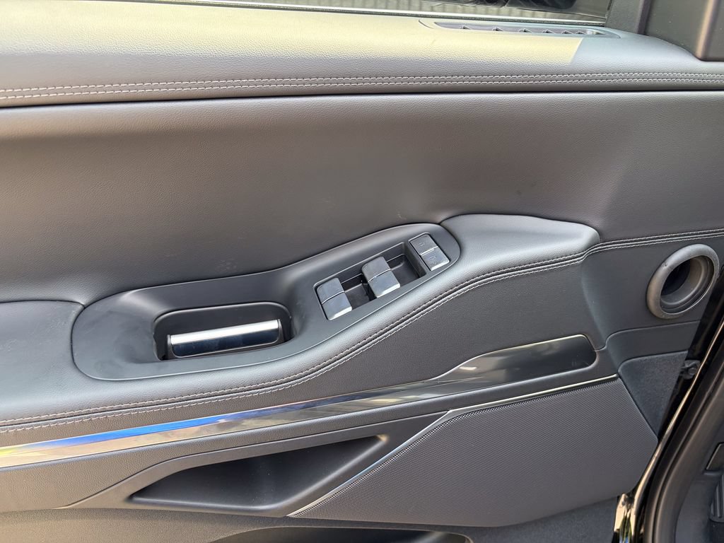 New 2027 Lincoln Navigator Premiere AWD/4WD image 14