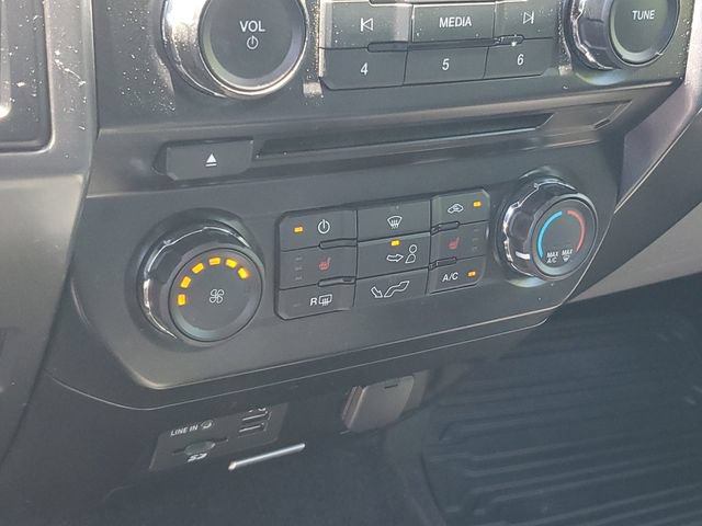 Used 2015 Ford F150 XLT w/ Equipment Group 302A Luxury RWD image 20