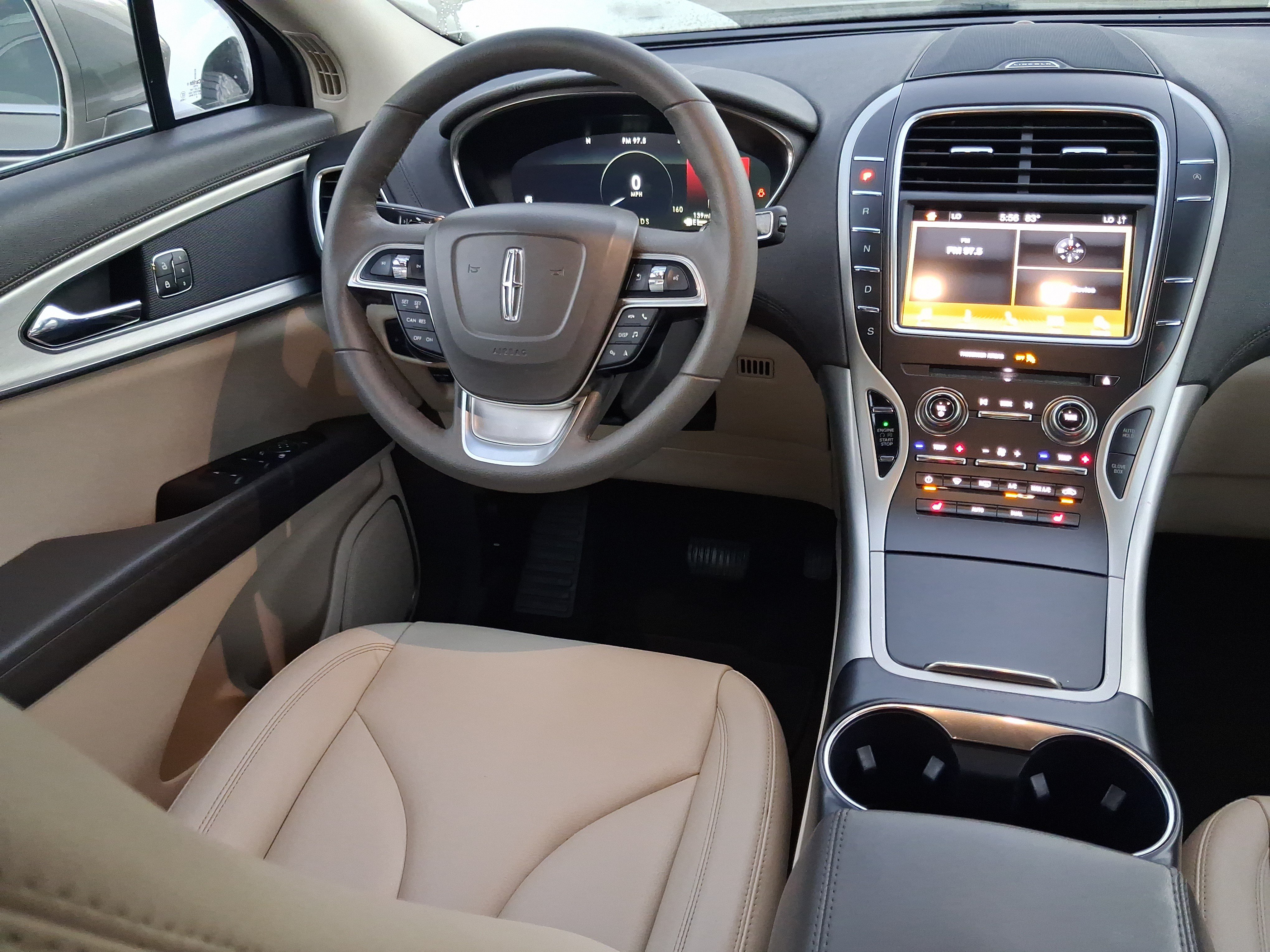 Used 2019 Lincoln Nautilus FWD image 8