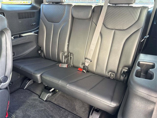 Used 2023 Hyundai Palisade SEL w/ Premium Package image 13