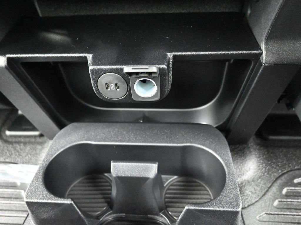 New 2026 Ford F350 4x4 SuperCab Super Duty image 17