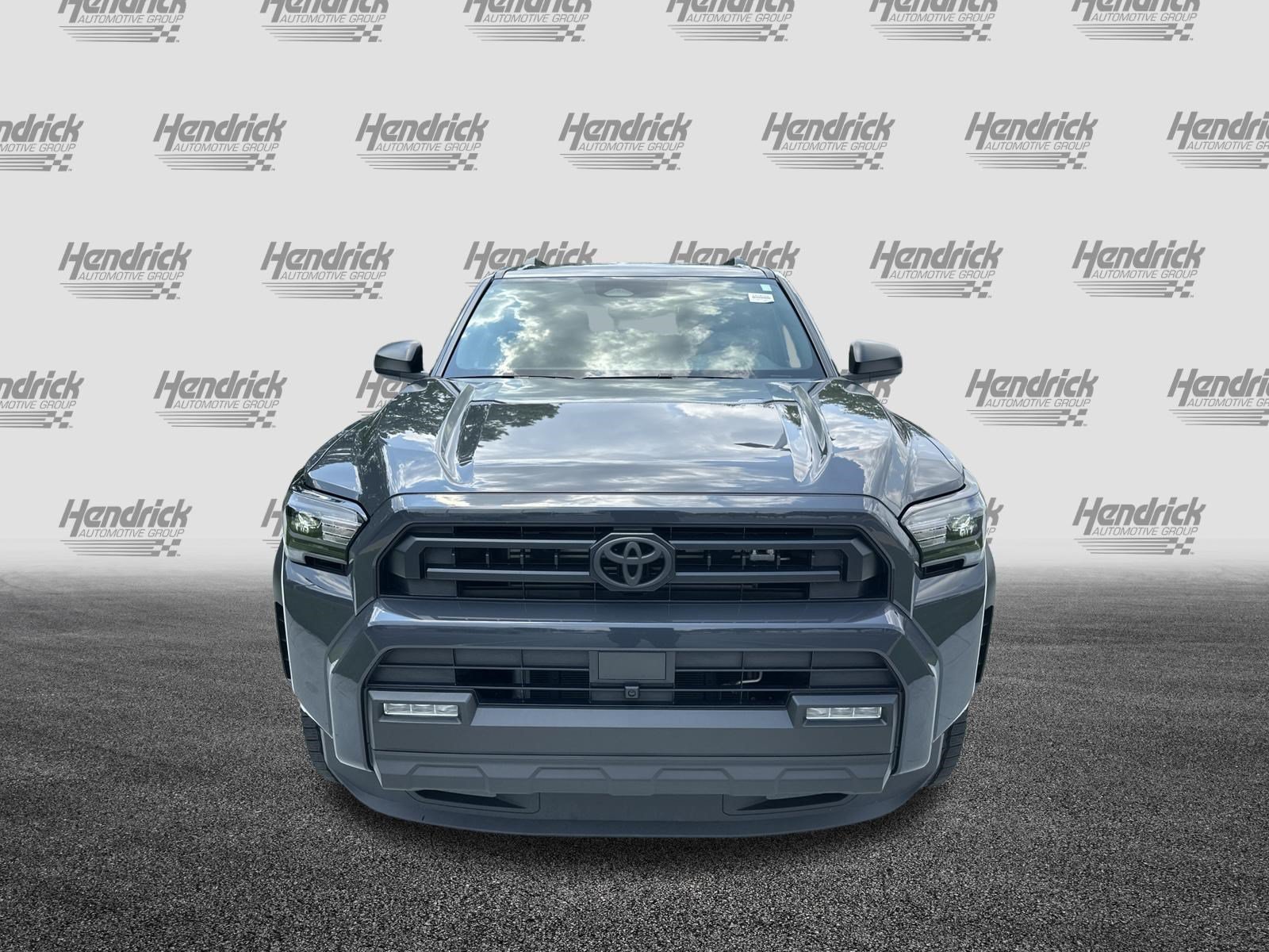 Certified 2025 Toyota 4Runner SR5 AWD/4WD image 3