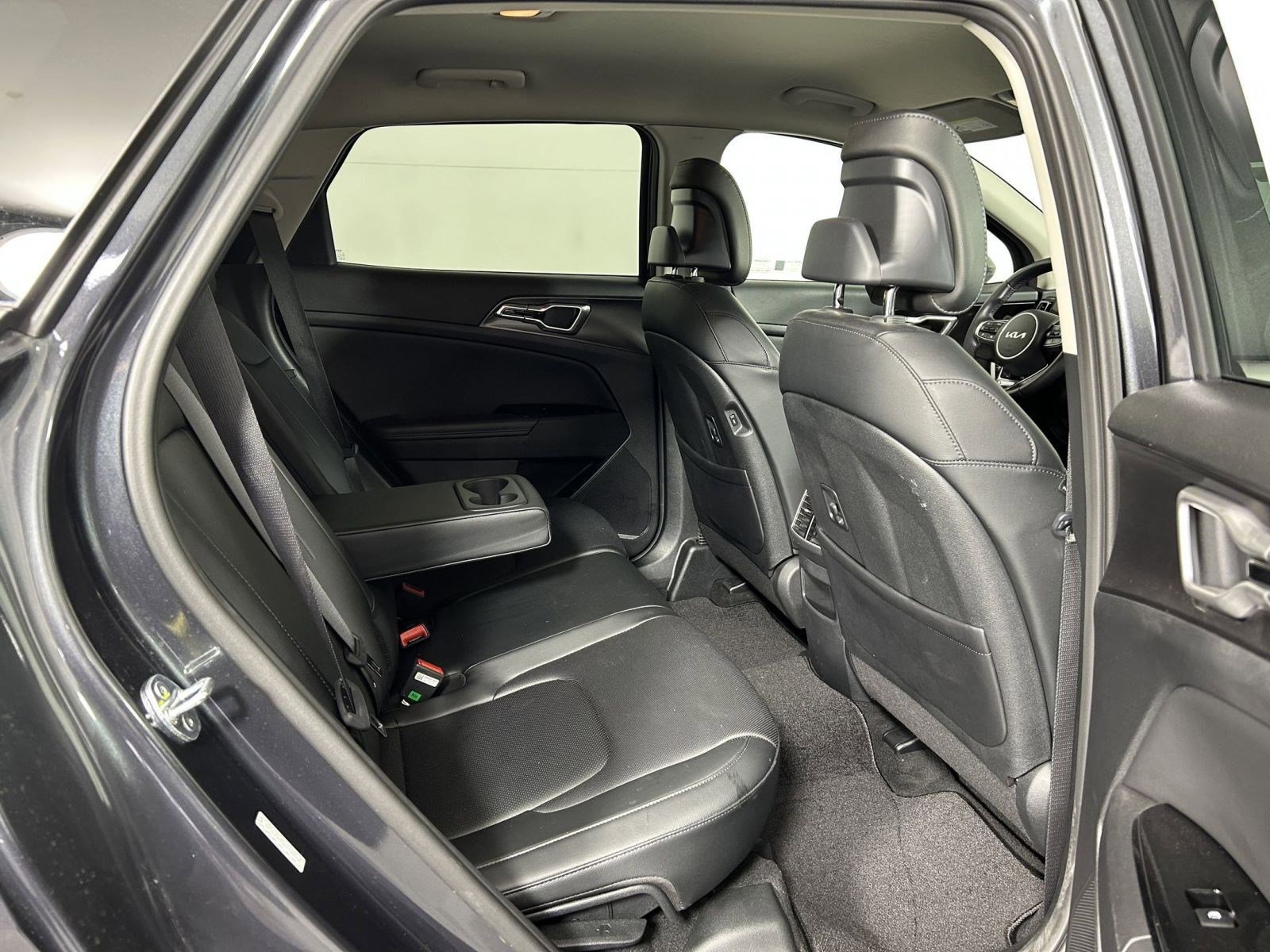 Certified 2024 Kia Sportage EX image 29