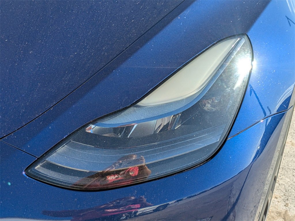 Used 2022 Tesla Model Y Performance image 10