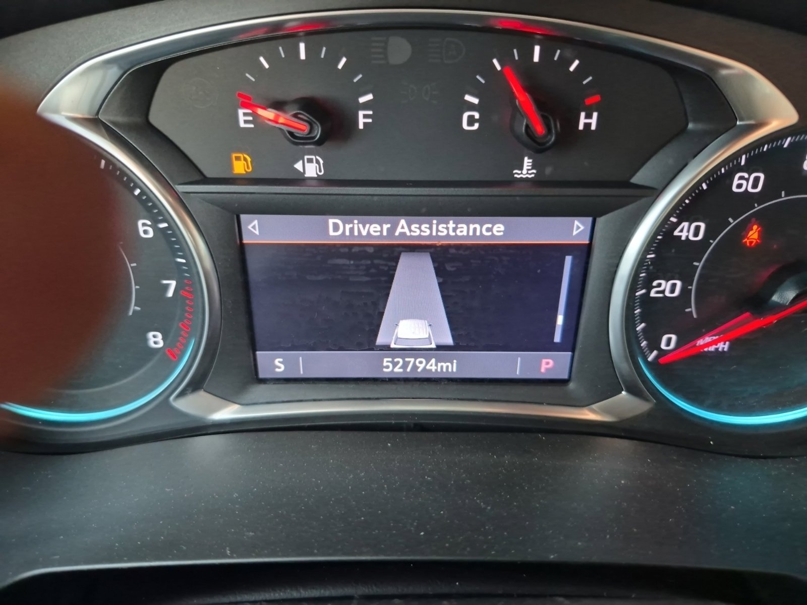Used 2022 Chevrolet Traverse RS FWD image 13