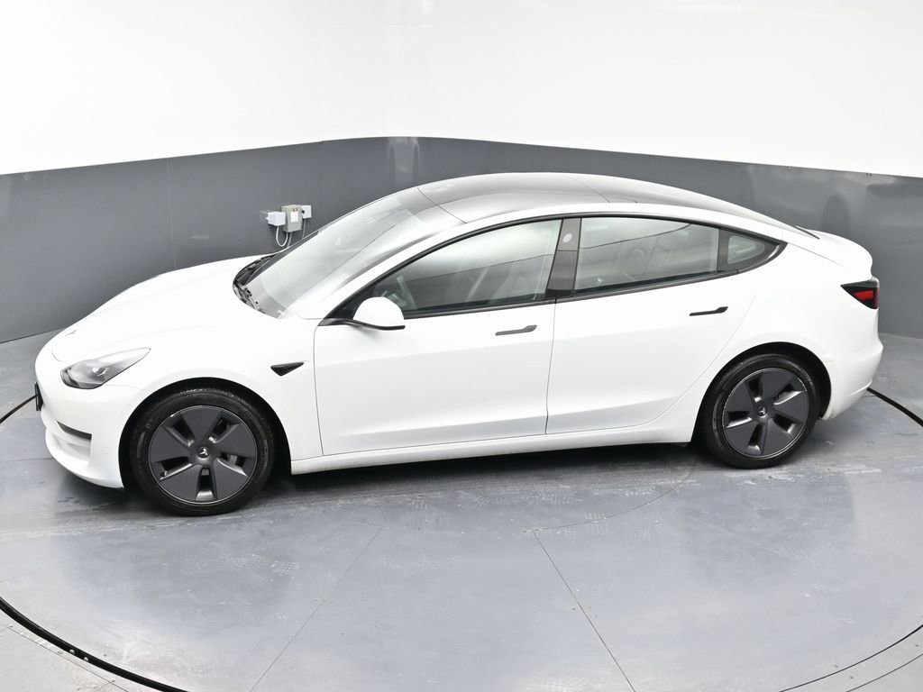 Used 2023 Tesla Model 3 Standard Range image 49