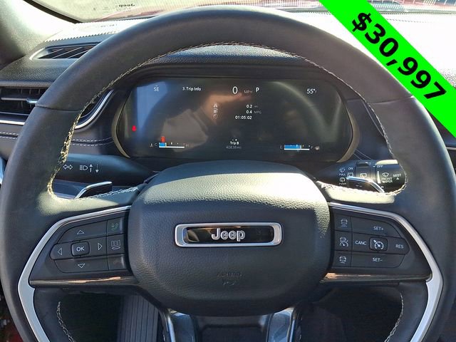 Used 2023 Jeep Grand Cherokee Altitude image 19