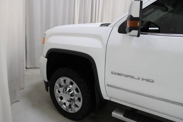 Used 2016 GMC Sierra 2500 Denali w/ Duramax Plus Package image 36