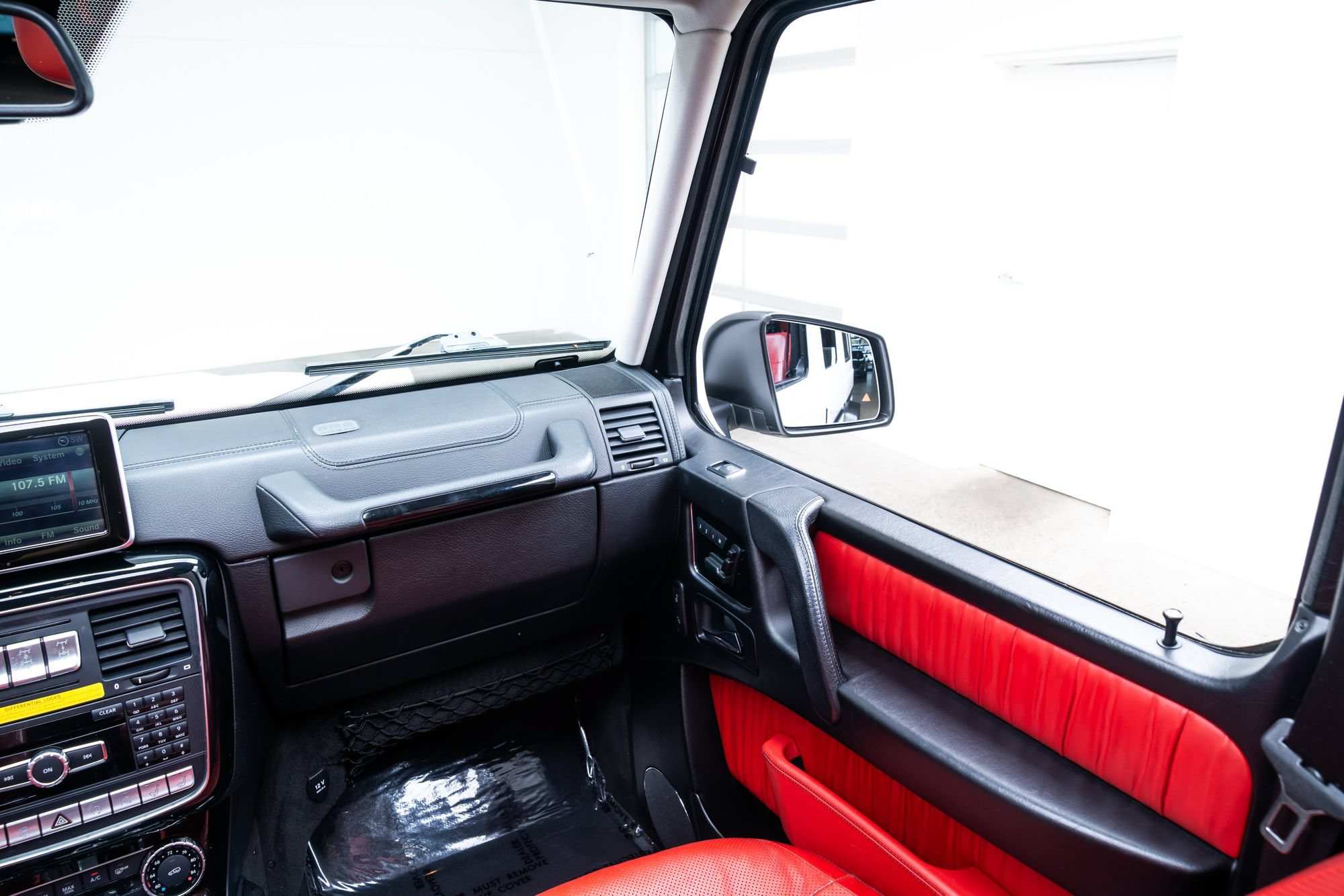 Used 2016 Mercedes-Benz G 550 image 9