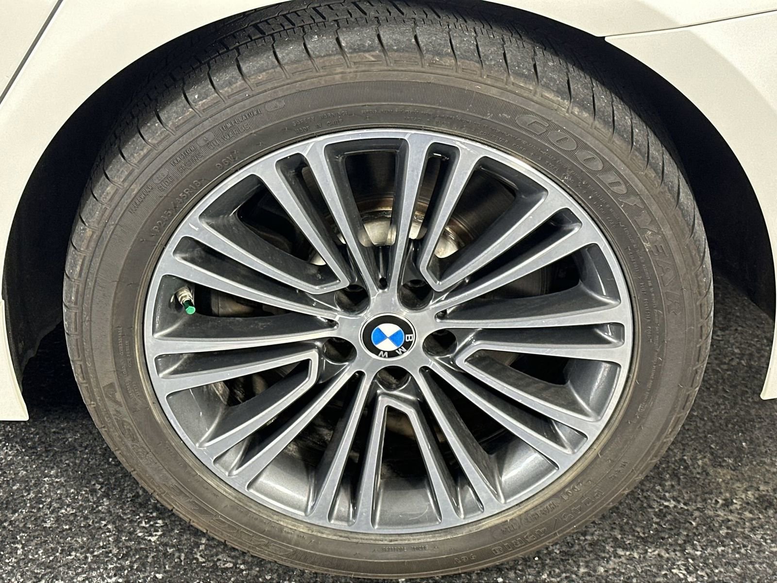 Used 2018 BMW 540i image 10