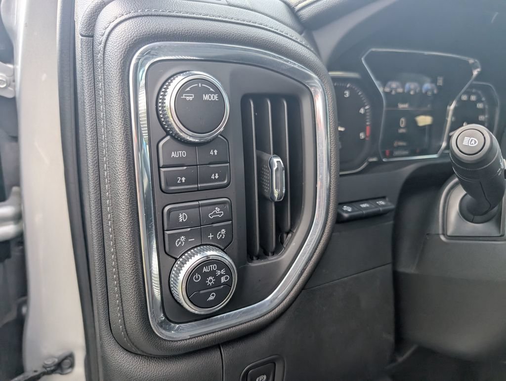 Used 2023 GMC Sierra 2500 Denali w/ Denali Ultimate Package AWD/4WD image 17