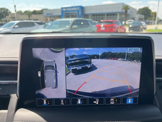 Used 2021 Chevrolet Tahoe Z71 w/ Z71 Signature Package image 26